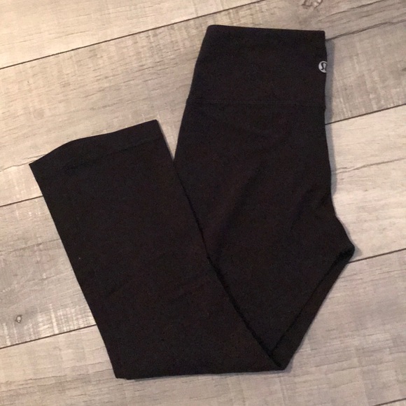 lululemon athletica Pants - Lululemon Wunder Under Crop Pants Black